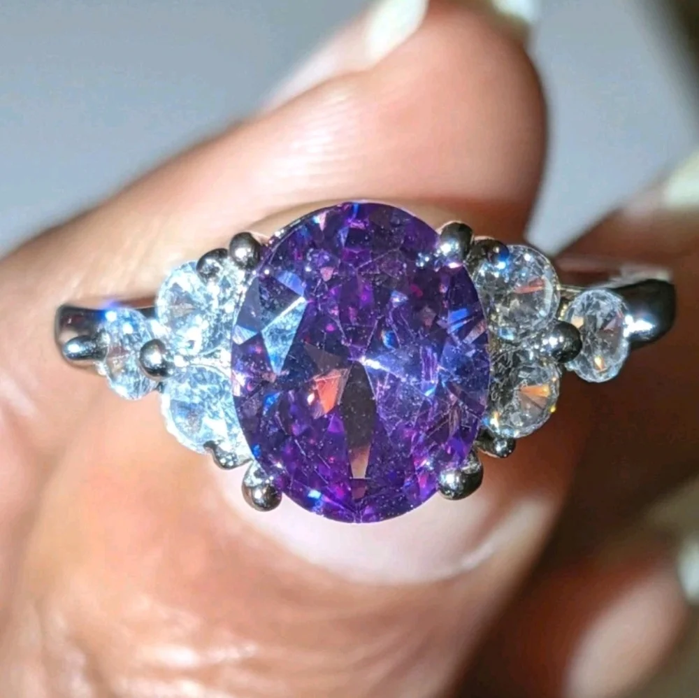 925 Dazzling 8 Ct Brilliant Cut Amathyst  Oval Stone Engagement Ring Sz 9